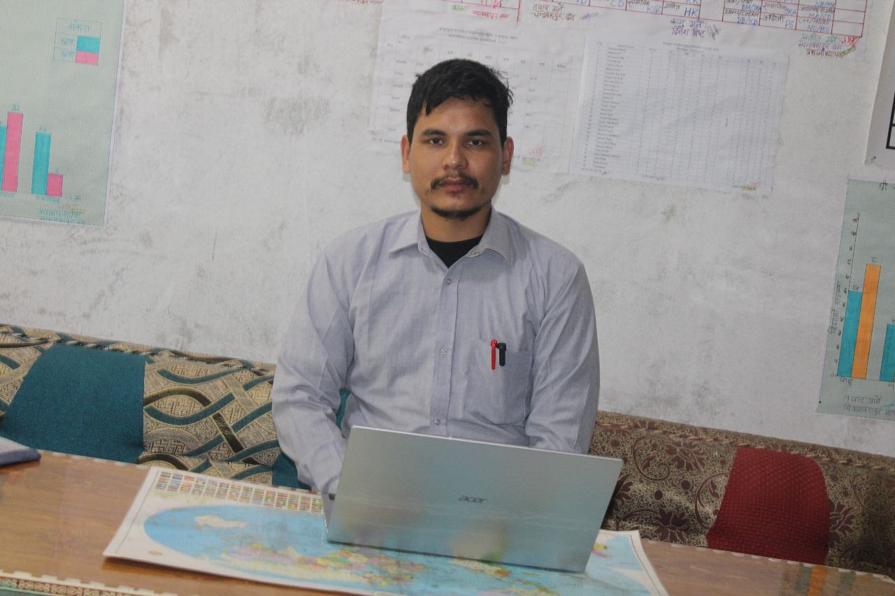 Computer Instructor: E. Vinod Shahi Sir's brief remarks about education